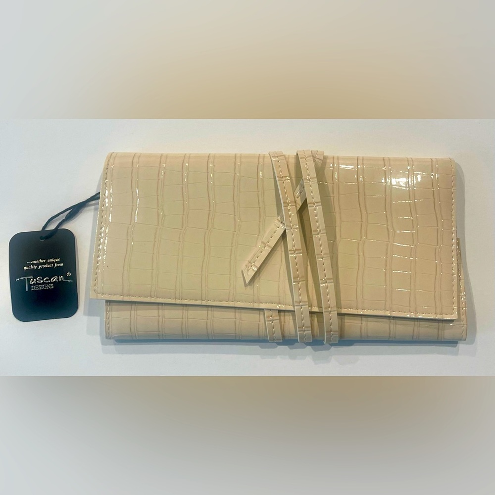 Tuscan Designs Cream Color Travel Jewelry Case NWT